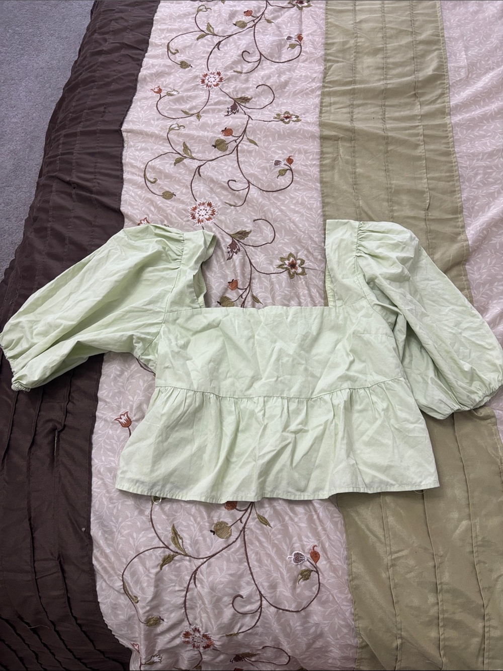 Abercrombie & Fitch Pastel Green Square-Neck Puff Sleeve Peplum Top